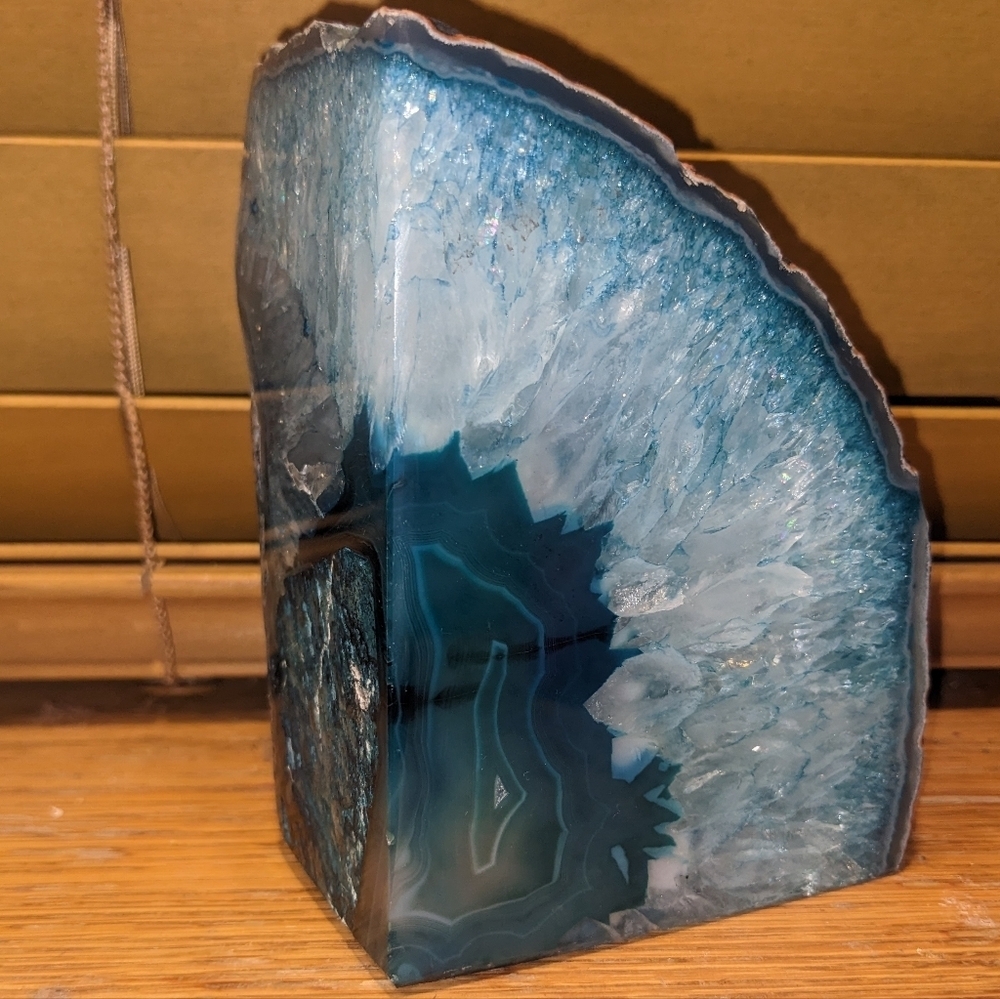 💲ON SALE💲Agate Geode Sections Pair of Dyed Turquoise Crystals - Picture 12 of 15